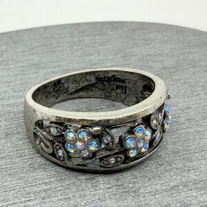 Silver Tone Flower Band Ring Iridescent Rhinestone Detail Cottagecore Aesthetic